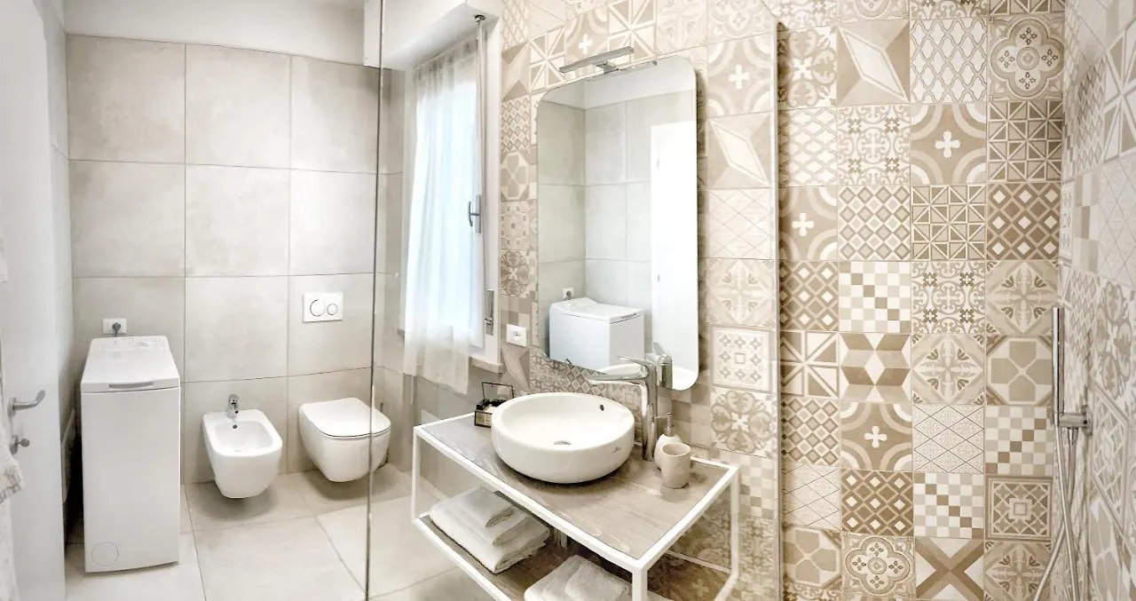 Apartment Appartamento Casa Emilia Sirmione